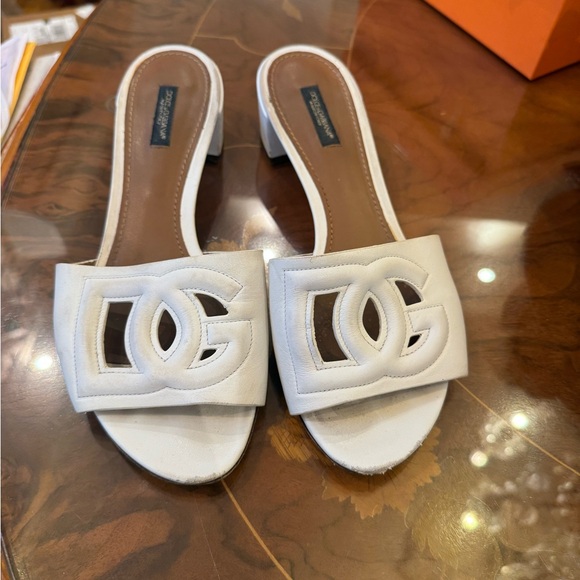 Dolce &Gabvana DG cutout logo sandals block heel Sz 39.5 USA Sz 9.5 - Picture 8 of 16